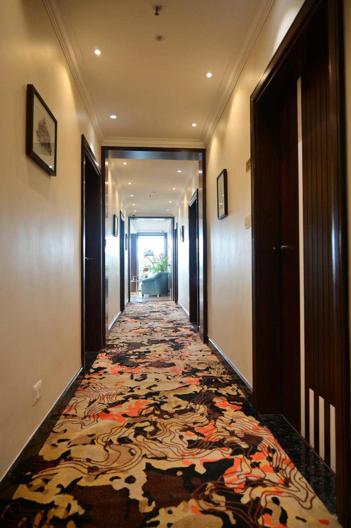 Hotel Golden Riviera Mysore Eksteriør billede