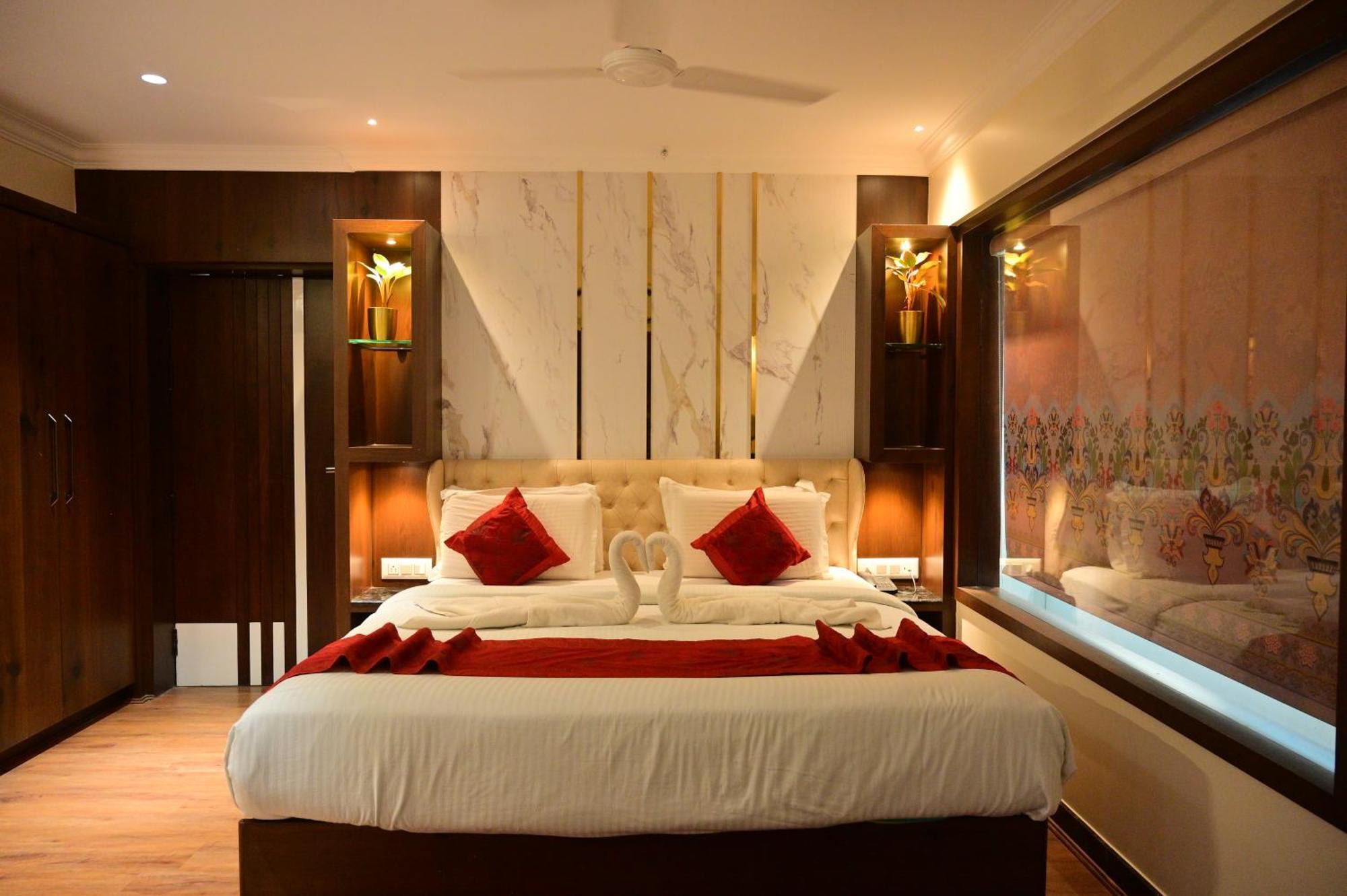 Hotel Golden Riviera Mysore Værelse billede