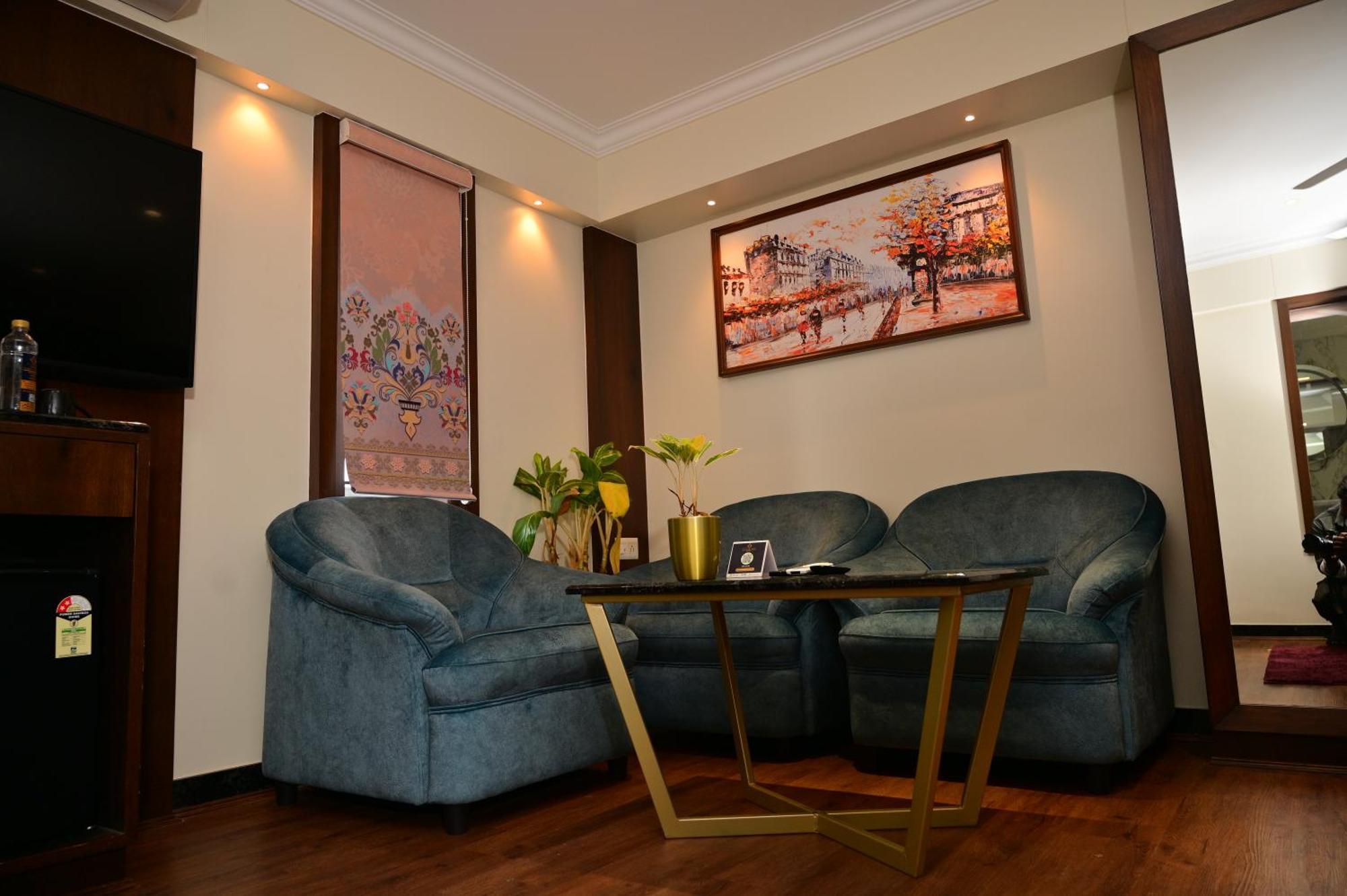 Hotel Golden Riviera Mysore Værelse billede